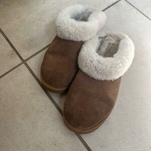Ugg Slip ons
